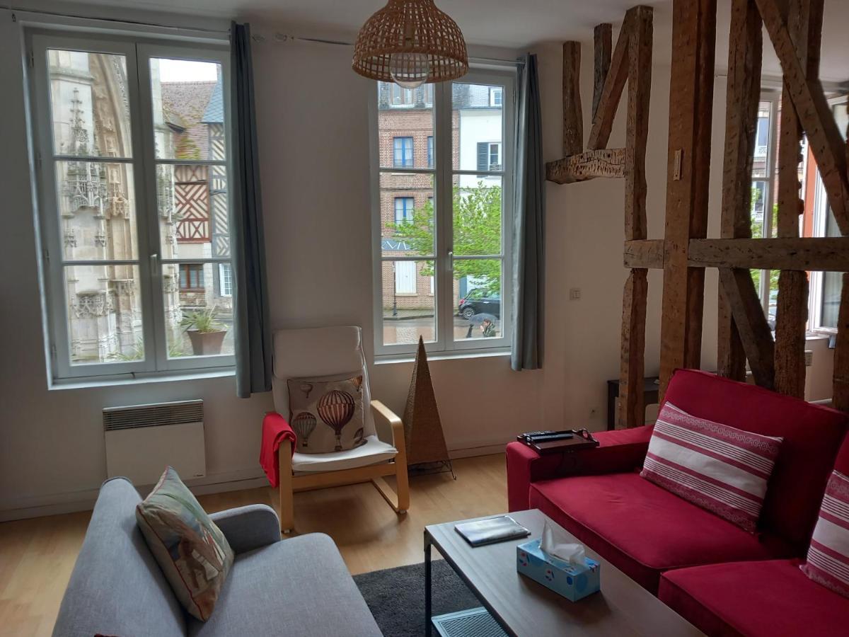 Le Leon Apartment Honfleur Exterior photo
