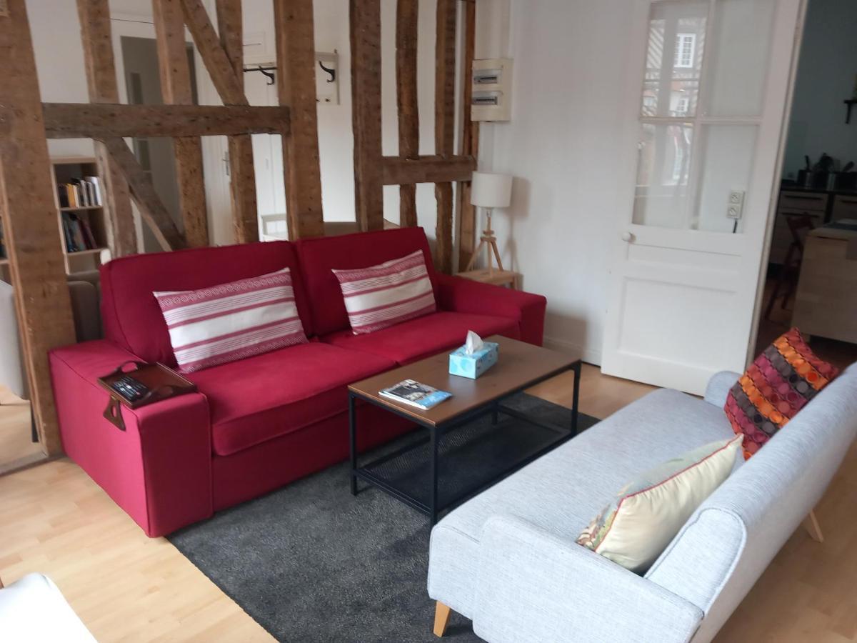 Le Leon Apartment Honfleur Exterior photo